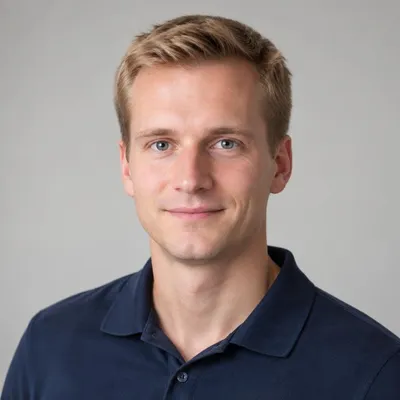 Tomáš Dvořák, Analytik online kasin